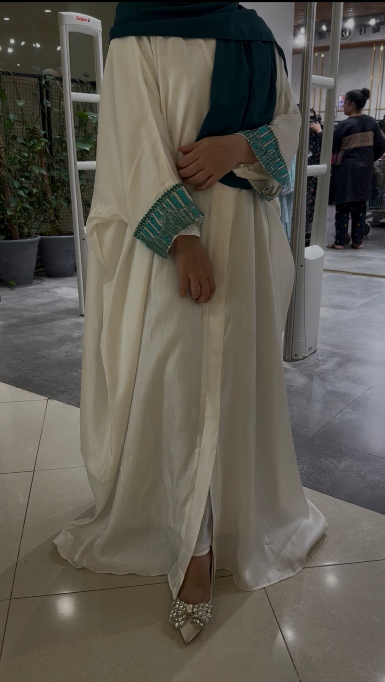 ALLURE GOWN