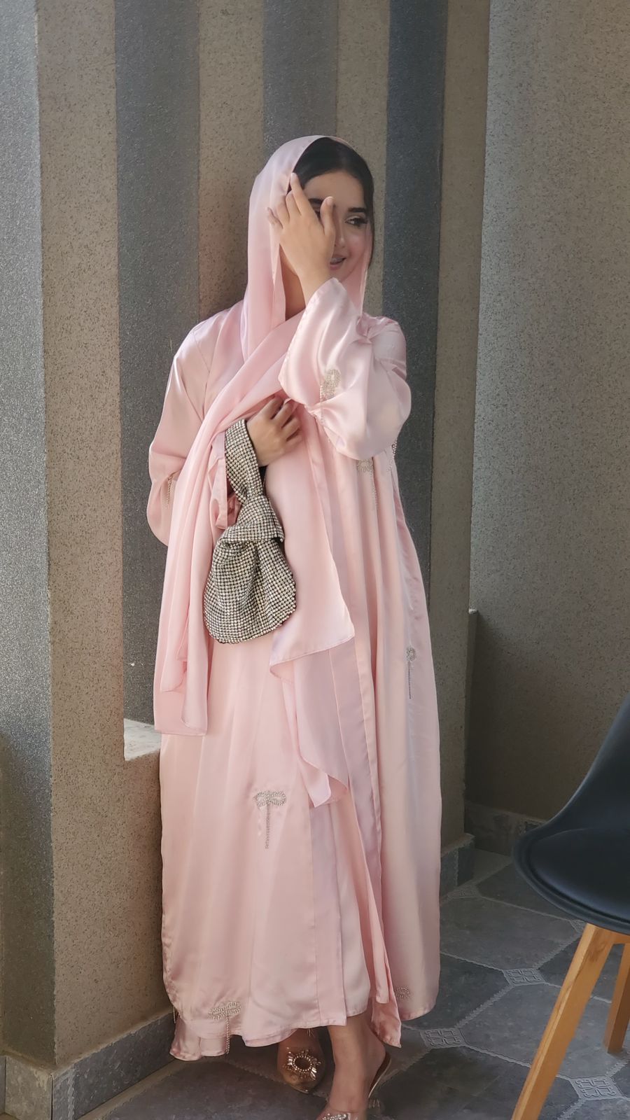 Pink Bow Abaya